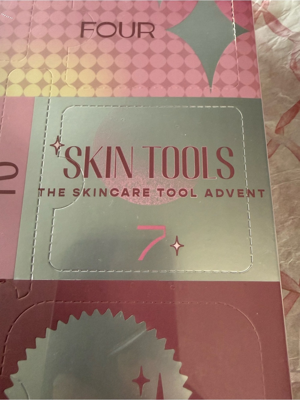 Skincare Tool Advent Calendar - Pink - Picture 3 of 4